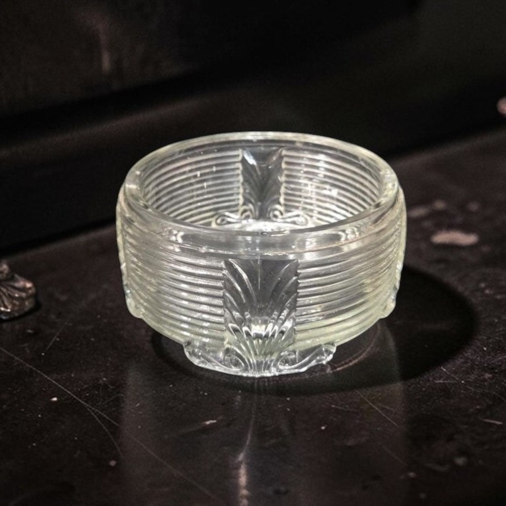 Art Deco Ribbed Glass Powder‎ Dish, Palm Frond Design, Vintage Vanity Decor